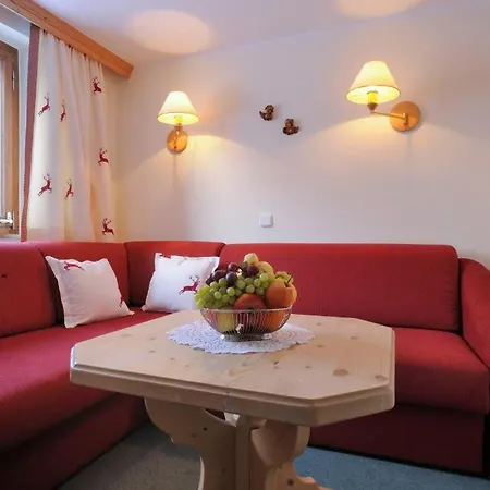 Haus Kueng לינה וארוחת בוקר