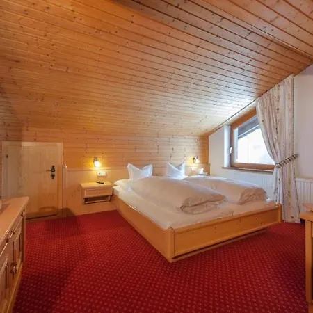 Frühstückspension Haus Küng Zürs