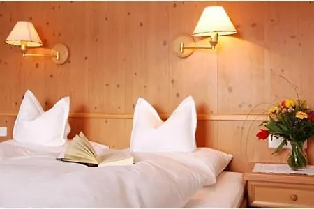 Haus Küng Frühstückspension Zürs