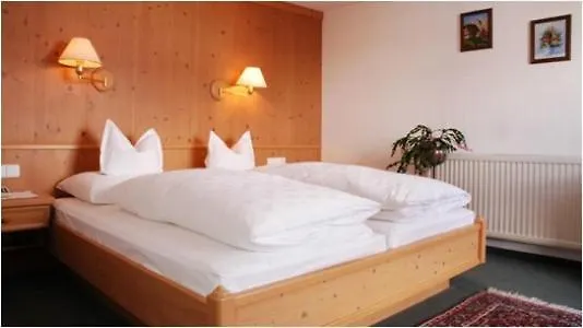 Frühstückspension Haus Küng 3*