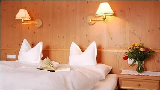 Haus Kueng Bed & Breakfast Zürs